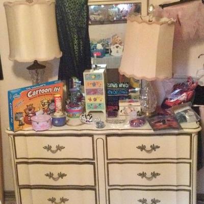 Nice dresser with mirror