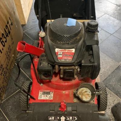 Troy-Bilt   Chipper- Shredder-Vacuum. C S V060