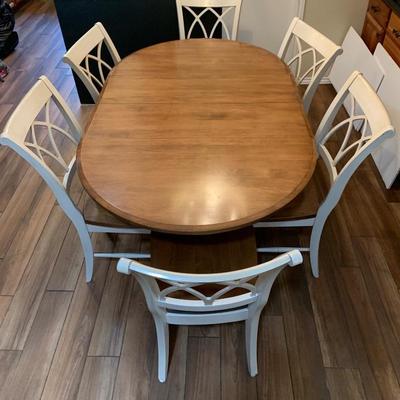 Modern Farmhouse Dining Table and 6 Chairs