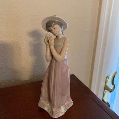 Lladro â€œCindyâ€ 5646