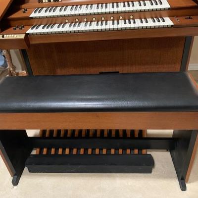 Gulbransen  President  Organ
