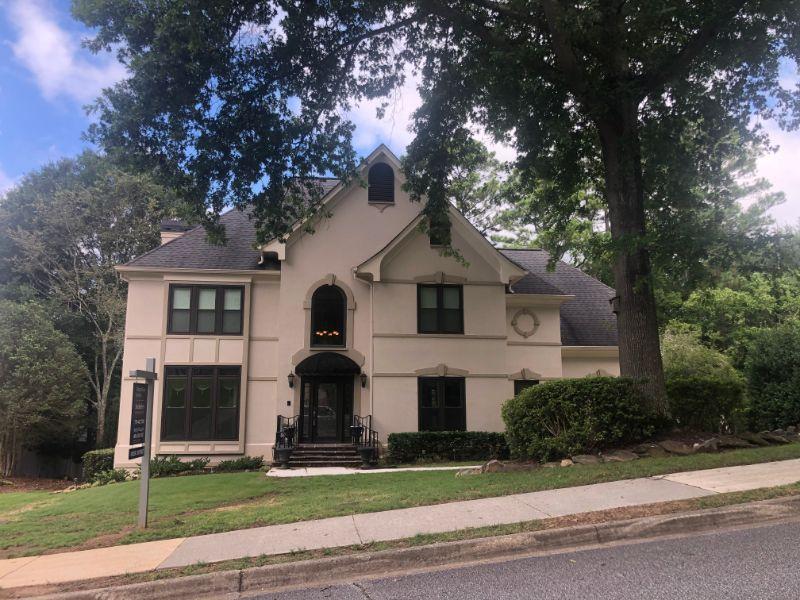 50 OFF! BEE'S KNEES IS IN PEACHTREE CORNERS/Norcross!