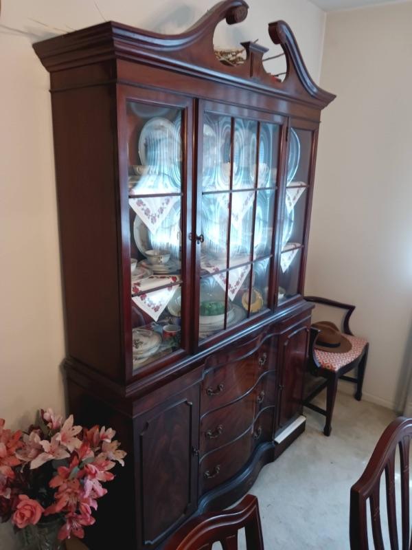 Treasure Me Team in Cherry Hill for a One Day Estate Sale