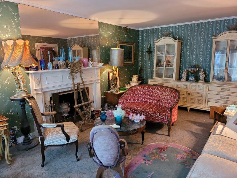 JAM PACKED TREASURE HUNTERS CHESTNUT HILL ESTATE SALE AUG 6TH ANTIQUES