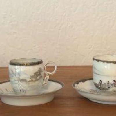 TTK079 - Porcelain Teacups And Bowls 