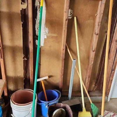 TTK117 - Outdoor Cleaning Tools