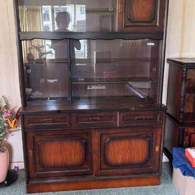 KVF091 Wooden Display Case With Glass Shelf Doors SEE DESCRIPTION