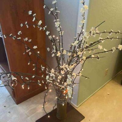 TTK067 Decorative Lighted Branches