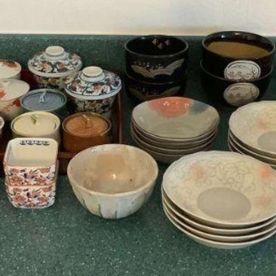 TTK048 Various Japanese Porcelain Dishes
