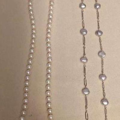 TTK151 Two Pearl Necklaces 