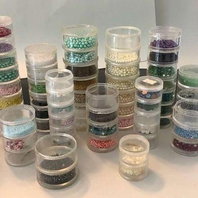 TTK102 Large Batch Of Various Small Beads For Crafting