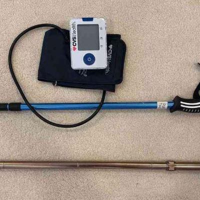 TTK089 - Blood Pressure Monitor And Canes