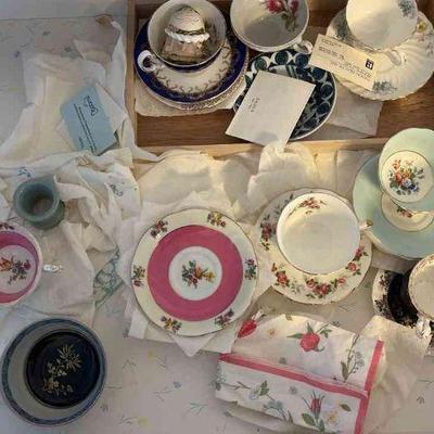 TTK115 Collectible Tea Cup & Saucer Sets Including Royal Albert, Foley China & More
