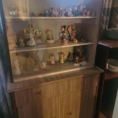 Lots of figurines and collectibles 