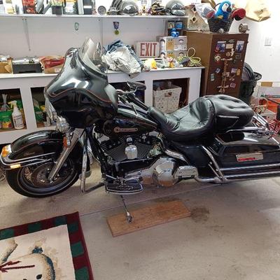Harley Davidson Easy Glide Classic less than 20k miles