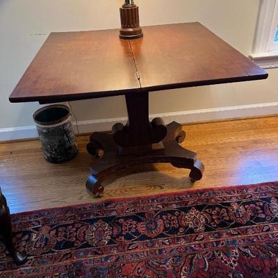 Empire game table/swivel top