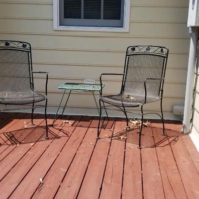 Wr. Iron patio chairs