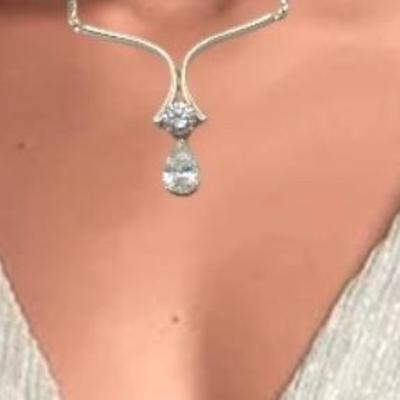 Round & Pear Double Diamond Necklace