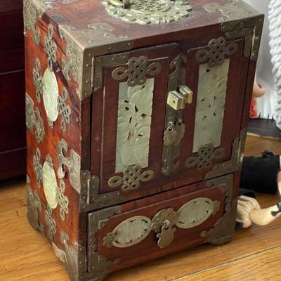 Chinese Rosewood Jewelry Box