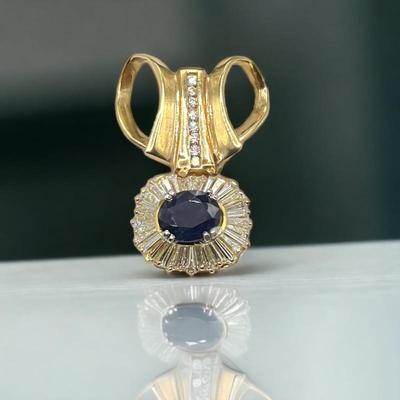 Blue Sapphire Pendant w/ Baguette Diamonds, set in Gold