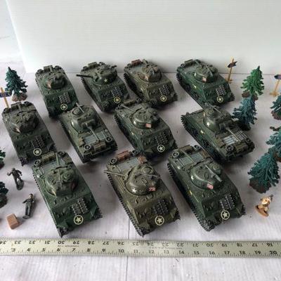 11 New Ray Toy Tanks with trees & soldiers
