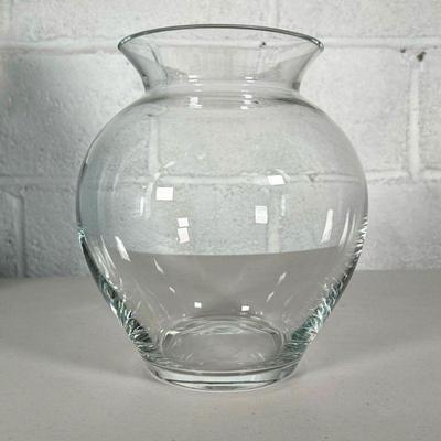 TIFFANY & CO CRYSTAL VASE | Brand new in box Tiffany & Co Crystal vase. - h. 8.5 x dia. 7.5 in 