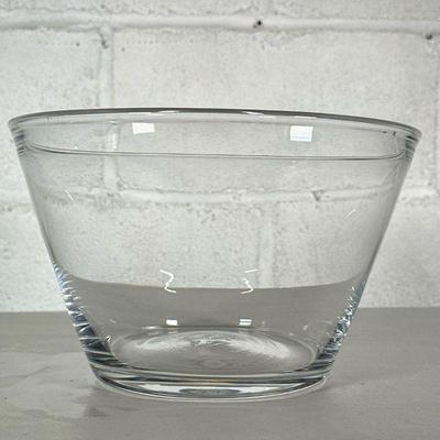 SIMON PEARCE HAND BLOWN GLASS BOWL | Hand blown clear glass bowl by Simon Pearce, signed on bottom. - h. 6 x dia. 10 in 