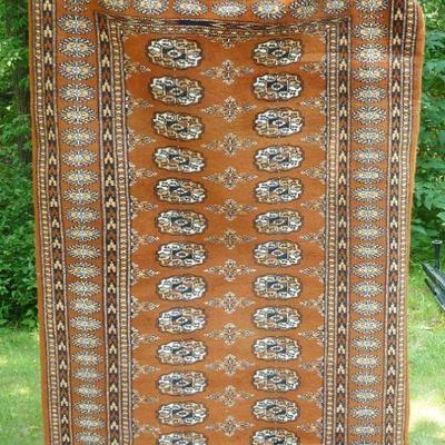 Nice vintage area rug, clean