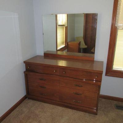 Dresser with mirror from Bassett 