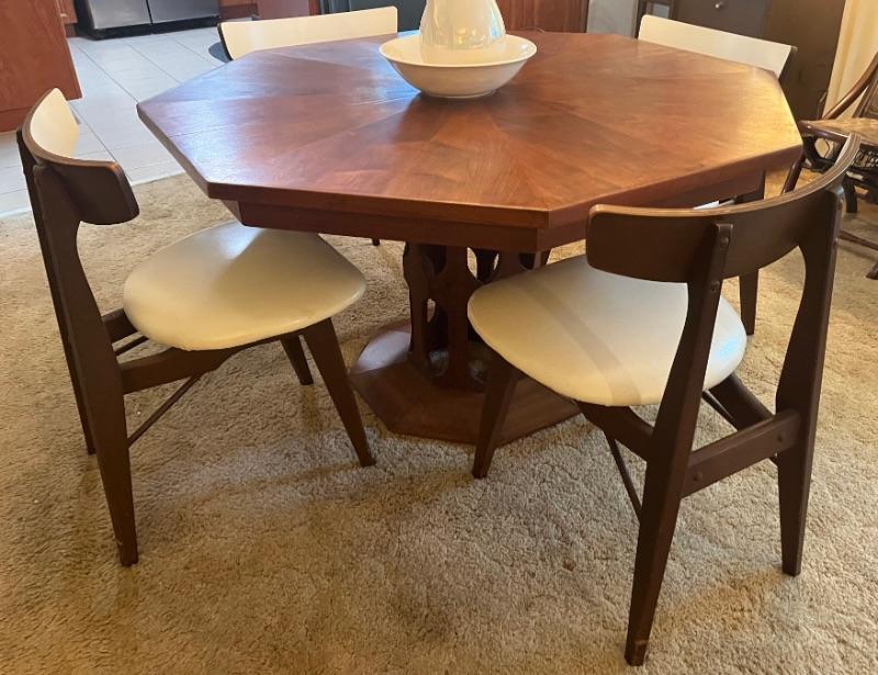 V Patton Estates Dade City, MCM Decor, Foster McDavid Furn. French