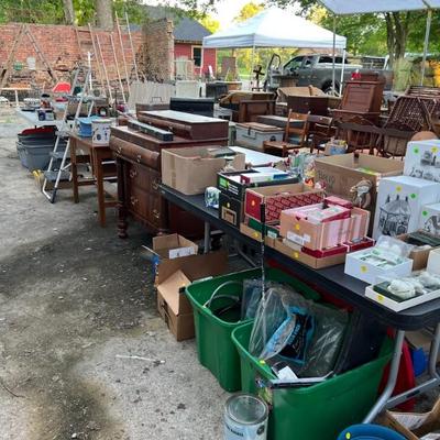 Estate sale photo