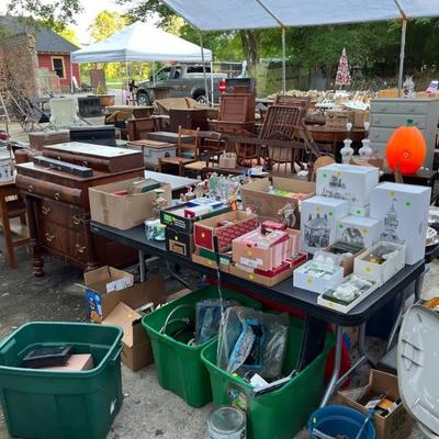 Estate sale photo
