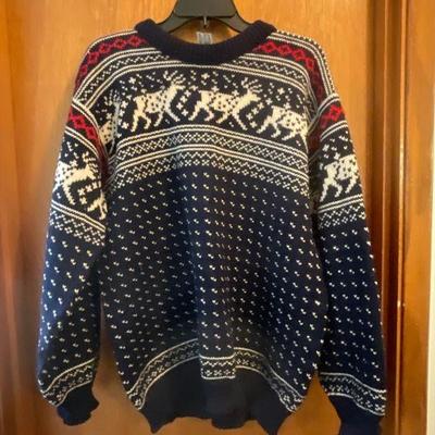 LL Bean Wool Sweater L