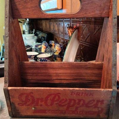 Wood Dr. Pepper bottle case