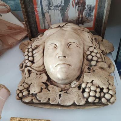 Concrete wall decoration