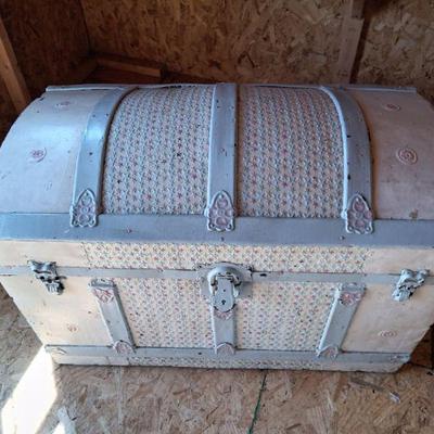 Vintage trunk
