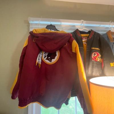 Redskins, Commanders, Capitals apparel/clothes 