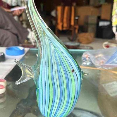 PFG121 - Rainbow Art Glass Fish 