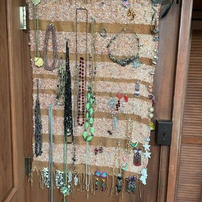 PFG163- Costume Jewelry 