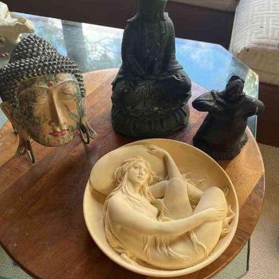 PFG115 Assorted Statue Decor