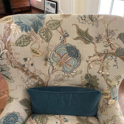 Country Willow Megan Chair and Kidney Pillow