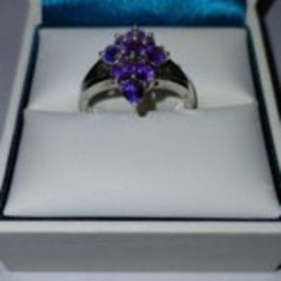 STERLING AND AMITHYST RING