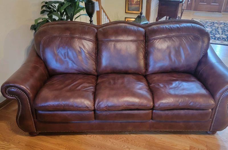 Fantastic Clarion Woods Online Estate Auction Topeka, KS by AFES