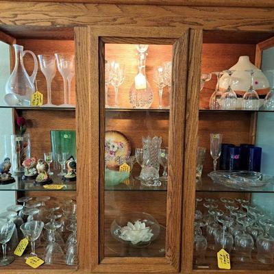 China cabinet SOLD