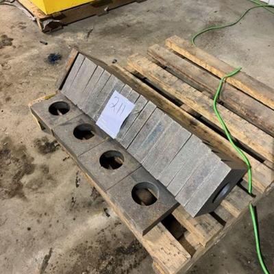 7"x7"x1.5" Plates 
