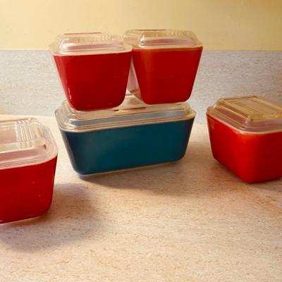 Pyrex refrigerator dishes