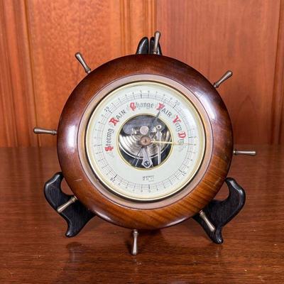 HOFFRITZ SHIPS WHEEL BAROMETER | Hoffritzs barometer in ships wheel frame. - w. 2 x dia. 7.5 in 