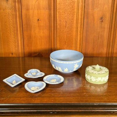 (6PC) MIXED WEDGWOOD CERAMICS | Includes; olive green Wedgwood candy dish with lid, playing card suit ashtrays (Heart, Spade, Diamond,...