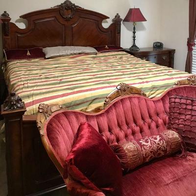 Broyhill king bed