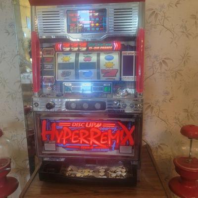 Pachislo Disc Up Hyper Remix Quarter Slot Machine